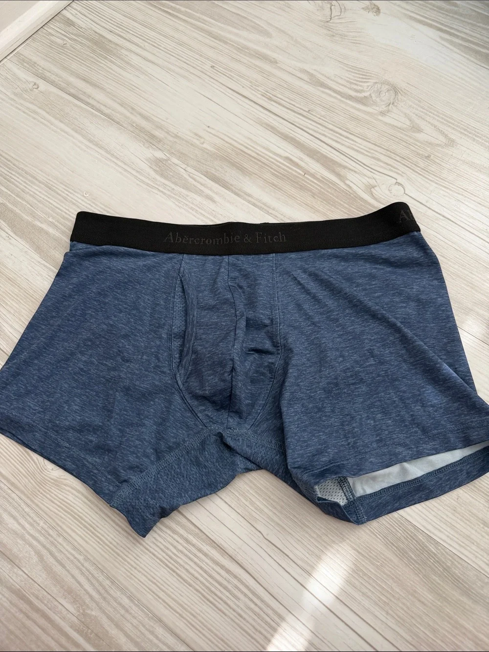 Abercrombie & Fitch Men's Heather Blue Boxer Briefs with Black Waistband